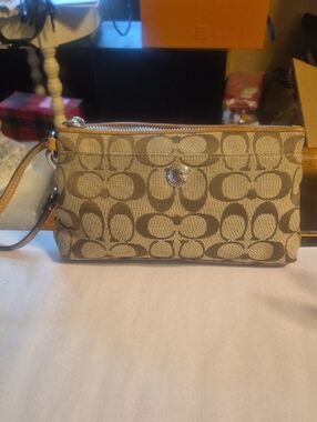EUC Coach Wristlet.